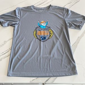 Berkshire Hathaway Invest in Yourself 5K 2017 Size L